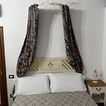 The 65 招待所 3*